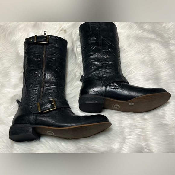 Gianni Bini Black Leather Boots with Buckle - Picture 5 of 6